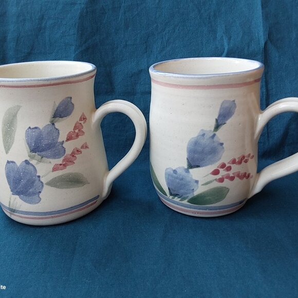 Set of 4 vintage studio pottery mugs by Coyote Hill blue and pink flowers excell - Picture 7 of 8
